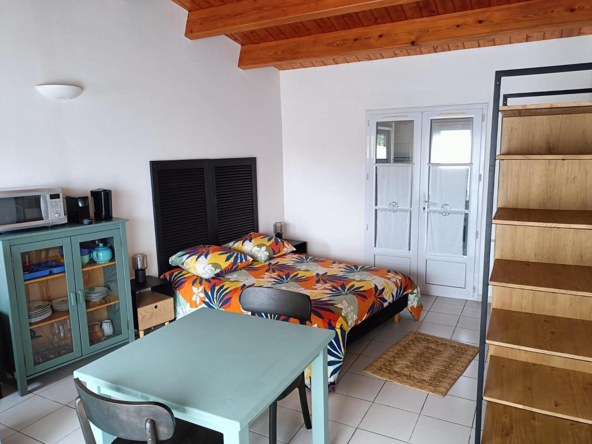 Large Studio Close To The Beach Saint-Martin-de-Ré Екстериор снимка