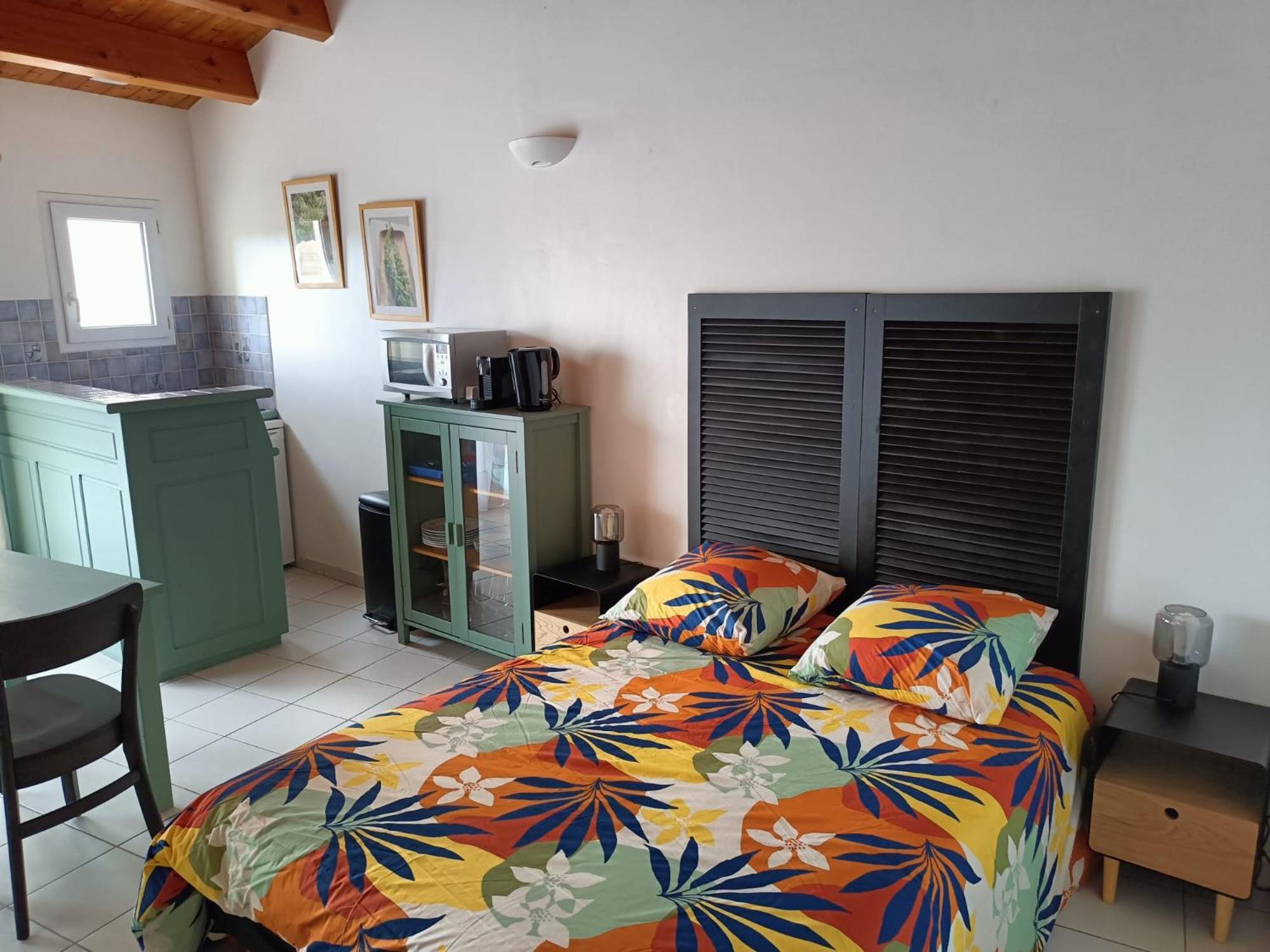 Large Studio Close To The Beach Saint-Martin-de-Ré Екстериор снимка